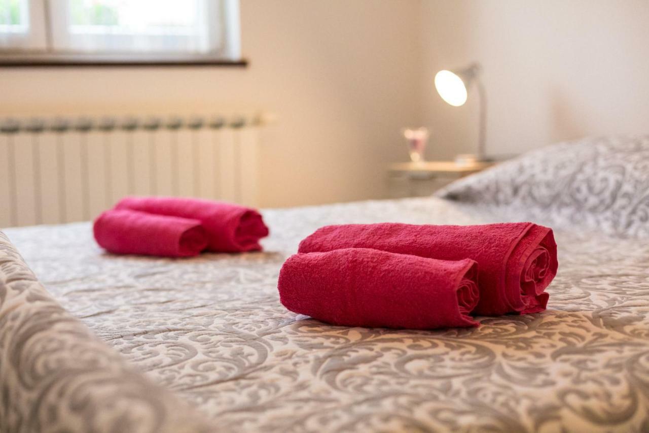 Amela Lägenhet Pula Exteriör bild